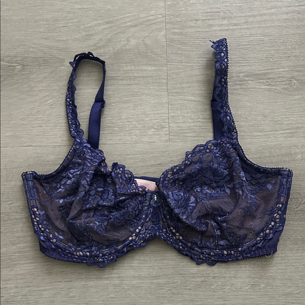Victoria Secret Unlined Demi Lace Underwire Bra in Cool Blue